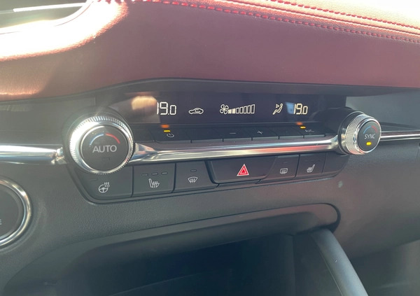 Mazda 3 cena 156666 przebieg: 6600, rok produkcji 2023 z Świebodzin małe 154